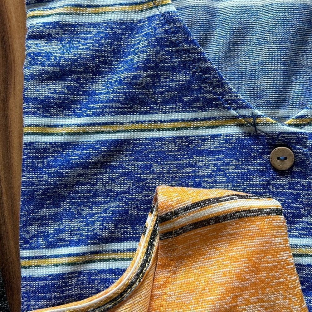 NEW 3 No Boundaries Tops - Picture 7 of 9